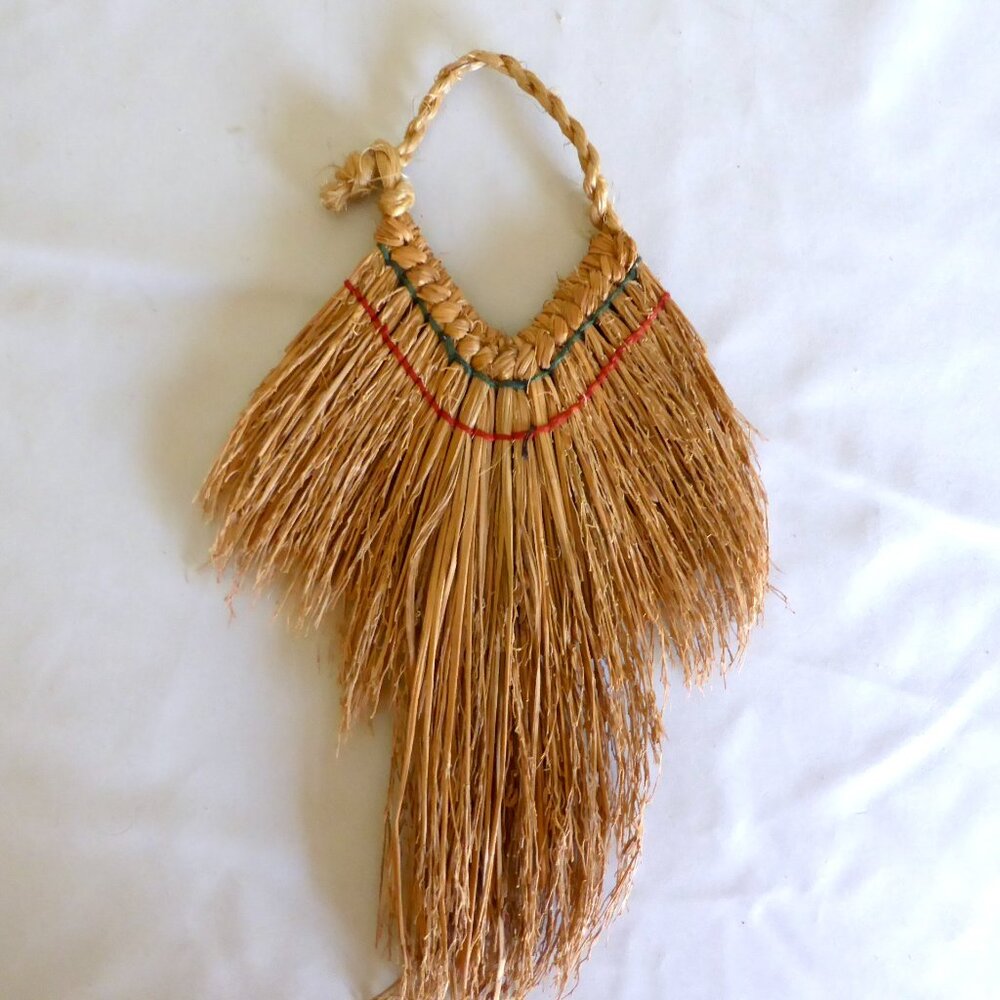 VINTAGE TRADITIONAL JAPAN MINIATURE CAPE HAT SHOES HAND CRAFTED WEAVED ORNAMENTS - Picture 3 of 14